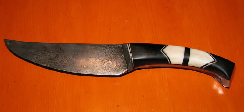 Black-and-white handled knife, finished project