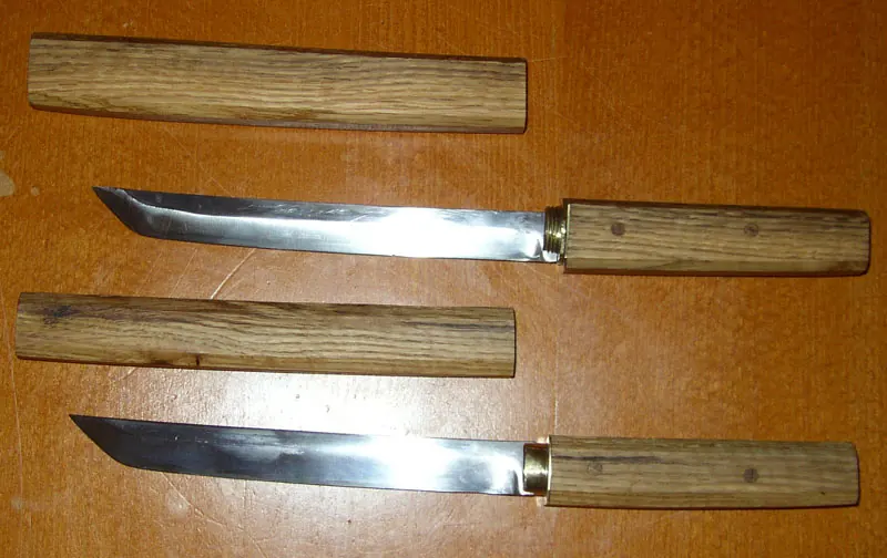 Two shirasaya tantos, finished project